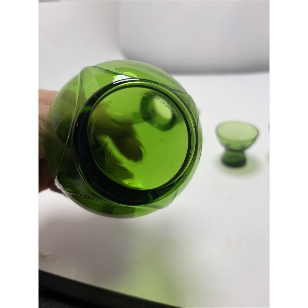 RARE Cambridge Green Small 5”Decanter & 4 Flat 1 OZ Cordials SUPERB! - Picture 5 of 10